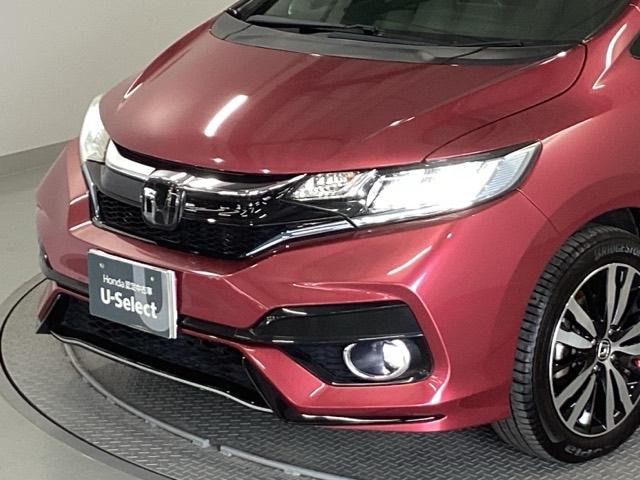フィットハイブリッド Ｓホンダセンシング　純正メモリーナビ　ドラレコ　リアカメラ　スマ－トキ－　ナビＴＶ　アクティブクルーズコントロール　パワーウインドウ　ドライブレコーダ　サイドエアバック　ＤＶＤ再生　パワーステアリング　整備記録簿　ＡＢＳ（25枚目）