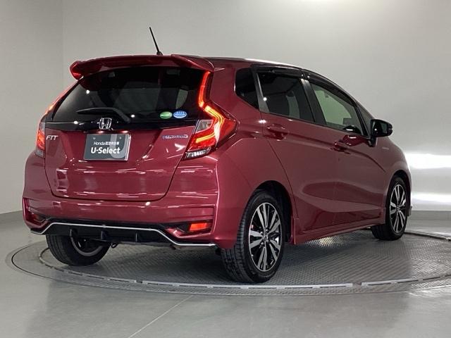 フィットハイブリッド Ｓホンダセンシング　純正メモリーナビ　ドラレコ　リアカメラ　スマ－トキ－　ナビＴＶ　アクティブクルーズコントロール　パワーウインドウ　ドライブレコーダ　サイドエアバック　ＤＶＤ再生　パワーステアリング　整備記録簿　ＡＢＳ（31枚目）