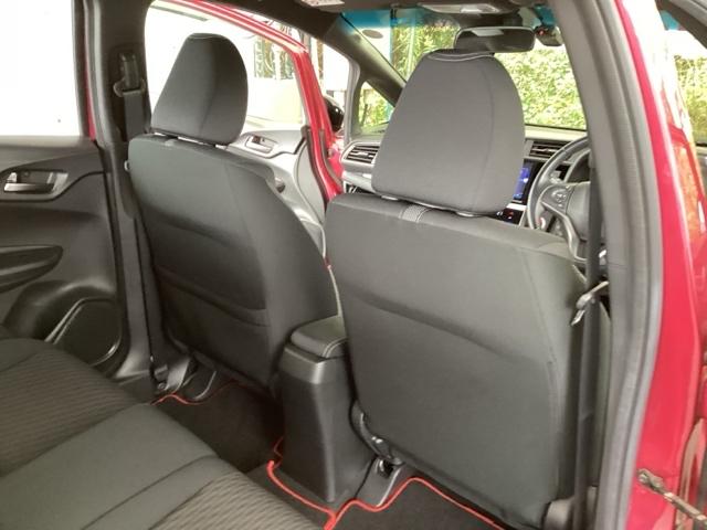 フィットハイブリッド Ｓホンダセンシング　純正メモリーナビ　ドラレコ　リアカメラ　スマ－トキ－　ナビＴＶ　アクティブクルーズコントロール　パワーウインドウ　ドライブレコーダ　サイドエアバック　ＤＶＤ再生　パワーステアリング　整備記録簿　ＡＢＳ（57枚目）