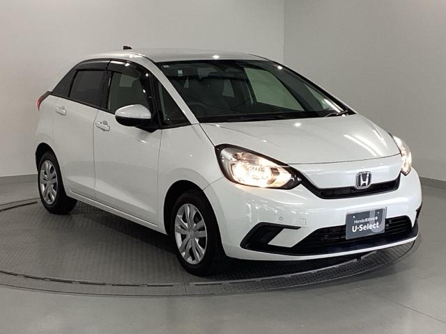 フィット ベーシック　純正メモリナビ　衝突低減ブレーキ　ＥＴＣ　アイスト　衝突軽減　ＤＶＤ再生　クリアランスソナー　ＶＳＡ　地デジ　オートエアコン　ＵＳＢ接続　イモビライザー　ＡＵＴＯライト　クルーズコントロール　キーレス（7枚目）