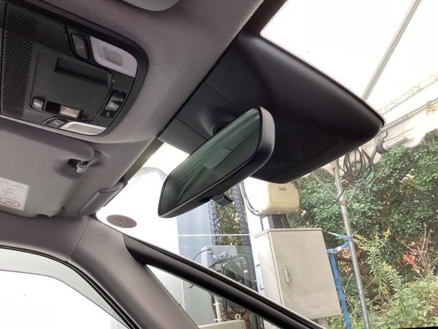 フィット ベーシック　純正メモリナビ　衝突低減ブレーキ　ＥＴＣ　アイスト　衝突軽減　ＤＶＤ再生　クリアランスソナー　ＶＳＡ　地デジ　オートエアコン　ＵＳＢ接続　イモビライザー　ＡＵＴＯライト　クルーズコントロール　キーレス（10枚目）