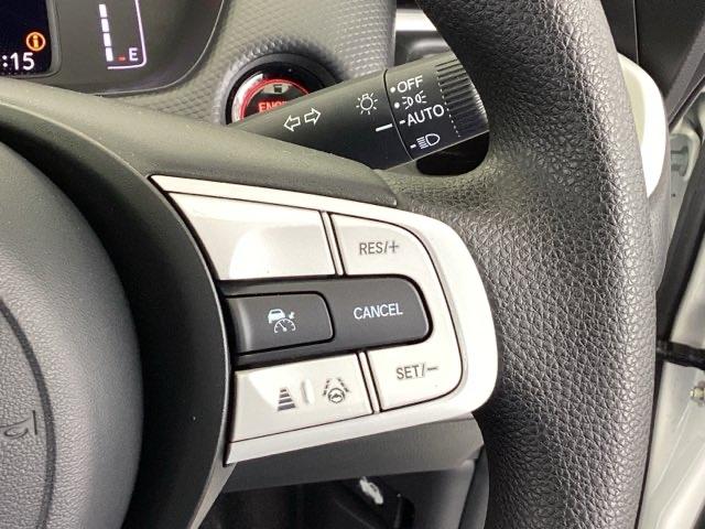 フィット ベーシック　純正メモリナビ　衝突低減ブレーキ　ＥＴＣ　アイスト　衝突軽減　ＤＶＤ再生　クリアランスソナー　ＶＳＡ　地デジ　オートエアコン　ＵＳＢ接続　イモビライザー　ＡＵＴＯライト　クルーズコントロール　キーレス（41枚目）