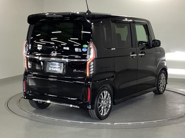 N-BOXカスタム Lターボ 純正メモリーナビ リア席モニター ETC 地デジチューナー 衝突軽減ブレーキサポート LEDヘッドライ アイドリングS ターボエンジン PS カーテンエアバック シートヒータ エアバック USB PW(8枚目)