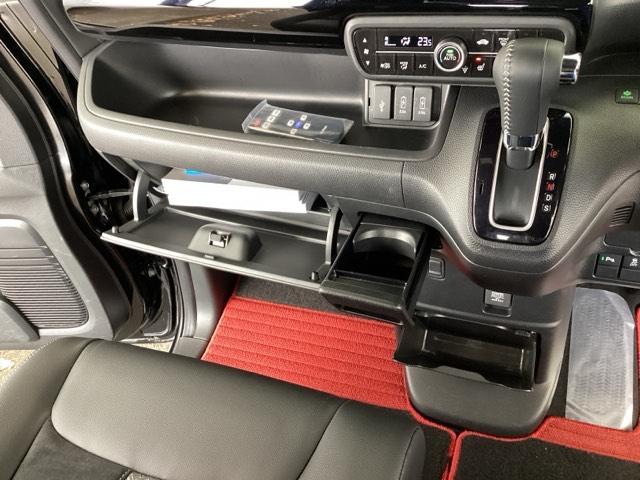 N-BOXカスタム Lターボ 純正メモリーナビ リア席モニター ETC 地デジチューナー 衝突軽減ブレーキサポート LEDヘッドライ アイドリングS ターボエンジン PS カーテンエアバック シートヒータ エアバック USB PW(42枚目)