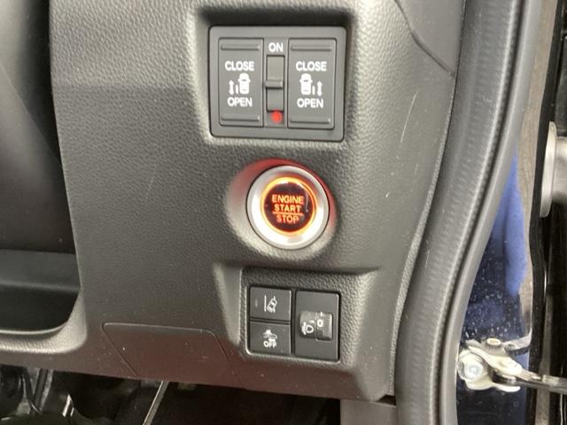 N-BOXカスタム Lターボ 純正メモリーナビ リア席モニター ETC 地デジチューナー 衝突軽減ブレーキサポート LEDヘッドライ アイドリングS ターボエンジン PS カーテンエアバック シートヒータ エアバック USB PW(46枚目)