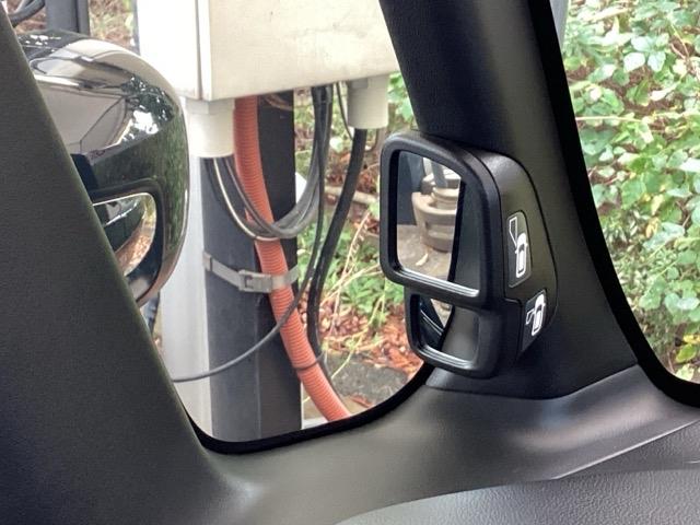 N-BOXカスタム Lターボ 純正メモリーナビ リア席モニター ETC 地デジチューナー 衝突軽減ブレーキサポート LEDヘッドライ アイドリングS ターボエンジン PS カーテンエアバック シートヒータ エアバック USB PW(52枚目)