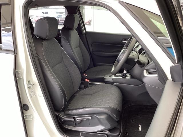 フィット ホーム　純正メモリーナビ　リアカメラ　衝突軽減ブレーキ　ＬＥＤライト　オートライト　記録簿付　エアバッグ　ｉストップ　スマ－トキ－　盗難防止装置　Ｗエアバック　ＵＳＢポート　フルオートエアコン　パワステ（16枚目）