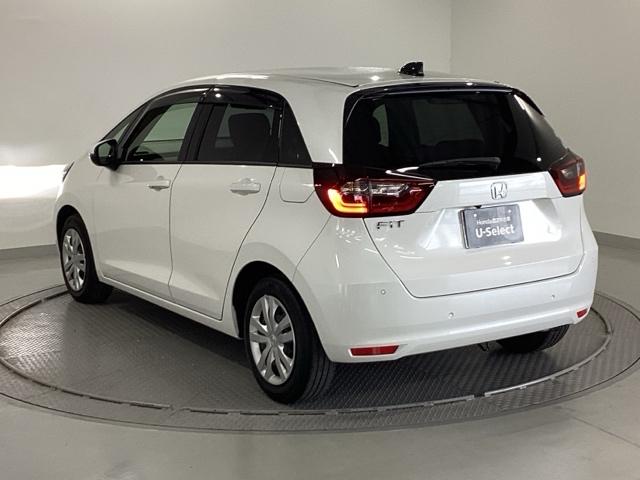 フィット ホーム　純正メモリーナビ　リアカメラ　衝突軽減ブレーキ　ＬＥＤライト　オートライト　記録簿付　エアバッグ　ｉストップ　スマ－トキ－　盗難防止装置　Ｗエアバック　ＵＳＢポート　フルオートエアコン　パワステ（26枚目）