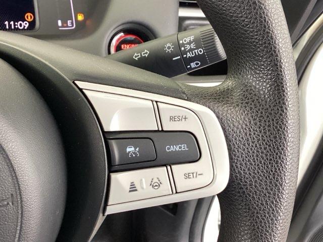 フィット ホーム　純正メモリーナビ　リアカメラ　衝突軽減ブレーキ　ＬＥＤライト　オートライト　記録簿付　エアバッグ　ｉストップ　スマ－トキ－　盗難防止装置　Ｗエアバック　ＵＳＢポート　フルオートエアコン　パワステ（40枚目）