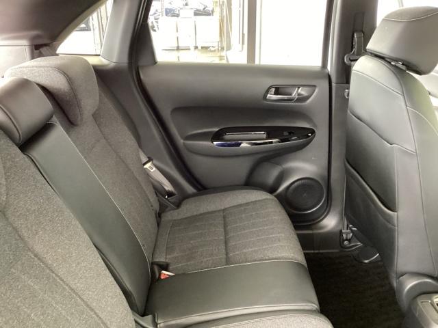 フィット ホーム　純正メモリーナビ　リアカメラ　衝突軽減ブレーキ　ＬＥＤライト　オートライト　記録簿付　エアバッグ　ｉストップ　スマ－トキ－　盗難防止装置　Ｗエアバック　ＵＳＢポート　フルオートエアコン　パワステ（57枚目）