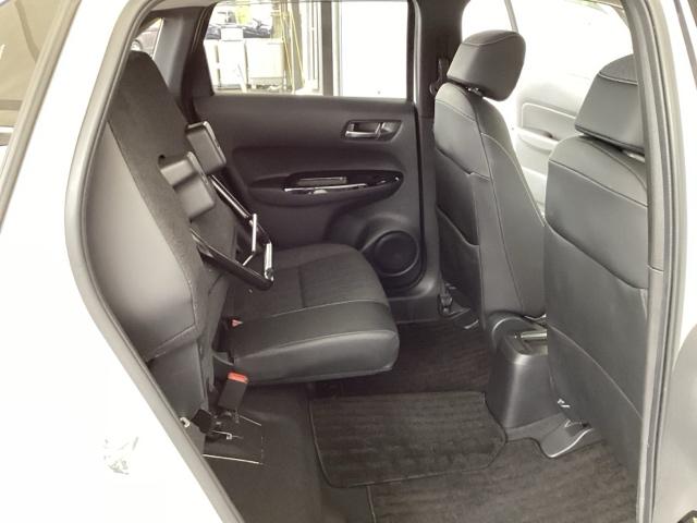 フィット ホーム　純正メモリーナビ　リアカメラ　衝突軽減ブレーキ　ＬＥＤライト　オートライト　記録簿付　エアバッグ　ｉストップ　スマ－トキ－　盗難防止装置　Ｗエアバック　ＵＳＢポート　フルオートエアコン　パワステ（58枚目）