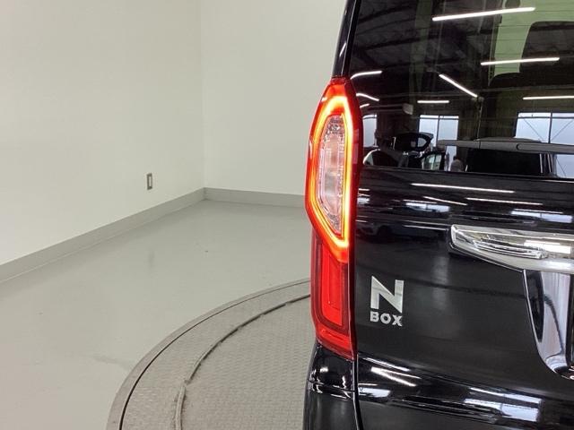 Ｎ－ＢＯＸ Ｇ・Ｌ　ホンダセンシングレス　ナビ　リアカメラ　セキュリティ　Ａストップ　スマートキープッシュスタート　バックアイカメラ　ＬＥＤヘッド　オートエアコン　ＥＴＣ　ＵＳＢポート　横滑防止装置　ベンチシート（34枚目）