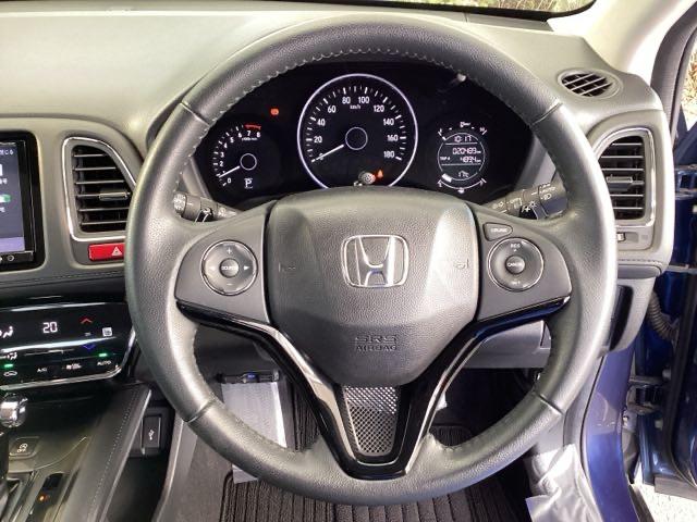 ヴェゼル Ｓ　メモリーナビ　衝突低減ブレーキ　ＥＴＣ　記録簿　オートエアコン　衝突被害軽減ブレーキ　ＵＳＢ　サイドエアバック　リヤカメラ　ＬＥＤヘッドランプ　クルーズコントロール　盗難防止システム　横滑り防止（14枚目）