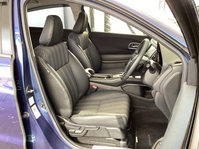 ヴェゼル Ｓ　メモリーナビ　衝突低減ブレーキ　ＥＴＣ　記録簿　オートエアコン　衝突被害軽減ブレーキ　ＵＳＢ　サイドエアバック　リヤカメラ　ＬＥＤヘッドランプ　クルーズコントロール　盗難防止システム　横滑り防止（16枚目）