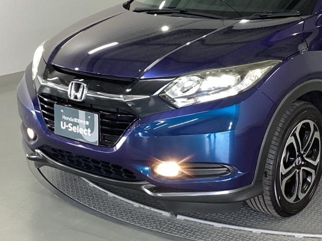 ヴェゼル Ｓ　メモリーナビ　衝突低減ブレーキ　ＥＴＣ　記録簿　オートエアコン　衝突被害軽減ブレーキ　ＵＳＢ　サイドエアバック　リヤカメラ　ＬＥＤヘッドランプ　クルーズコントロール　盗難防止システム　横滑り防止（25枚目）