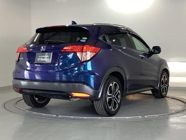 ヴェゼル Ｓ　メモリーナビ　衝突低減ブレーキ　ＥＴＣ　記録簿　オートエアコン　衝突被害軽減ブレーキ　ＵＳＢ　サイドエアバック　リヤカメラ　ＬＥＤヘッドランプ　クルーズコントロール　盗難防止システム　横滑り防止（31枚目）