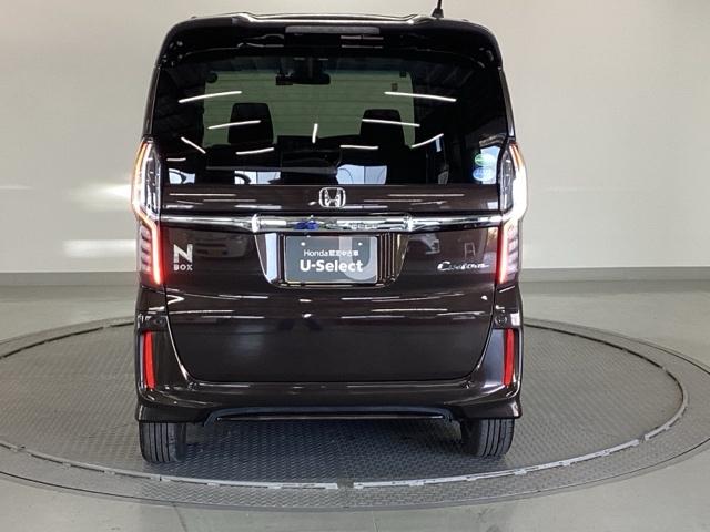 N-BOXカスタム G・Lホンダセンシング 純正メモリーナビ シートヒーター ETC 地デジTV 整備記録簿 助手席エアバッグ キーレス シートH アイドリングST セキュリティーアラーム スマ-トキ- リアカメラ ナビTV 前車追従機能(9枚目)