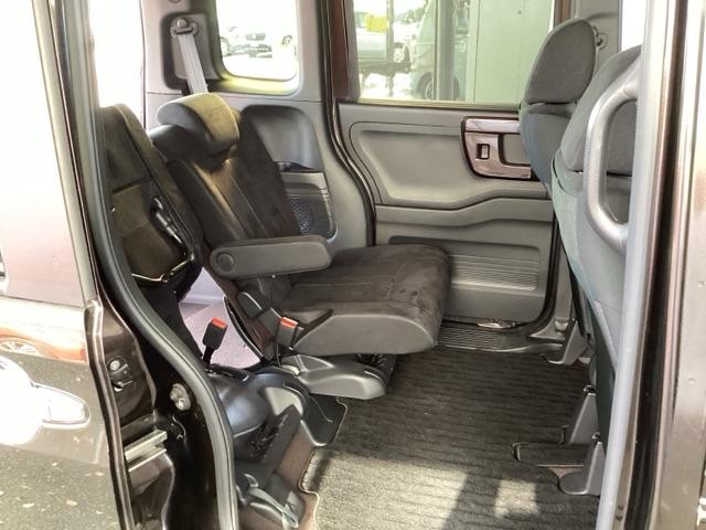 N-BOXカスタム G・Lホンダセンシング 純正メモリーナビ シートヒーター ETC 地デジTV 整備記録簿 助手席エアバッグ キーレス シートH アイドリングST セキュリティーアラーム スマ-トキ- リアカメラ ナビTV 前車追従機能(61枚目)