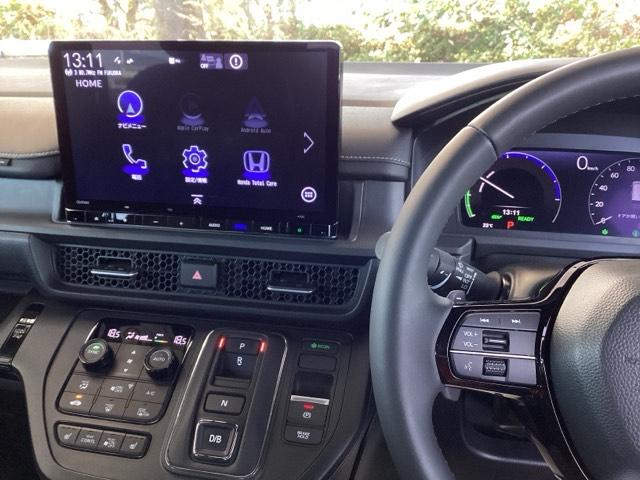 ステップワゴン ｅ：ＨＥＶスパーダ　純正ナビ　フルセグ　リアカメラ　フルオートエアコン　ＥＳＣ　シートヒータ　キーフリー　ＬＥＤヘッドランプ　イモビ　ＡＢＳ　スマートキ　ＵＳＢポート　クルーズコントロール　サイドカーテンエアバック（2枚目）