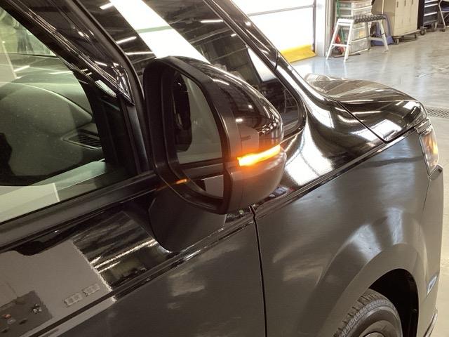 ステップワゴン ｅ：ＨＥＶスパーダ　純正ナビ　フルセグ　リアカメラ　フルオートエアコン　ＥＳＣ　シートヒータ　キーフリー　ＬＥＤヘッドランプ　イモビ　ＡＢＳ　スマートキ　ＵＳＢポート　クルーズコントロール　サイドカーテンエアバック（33枚目）