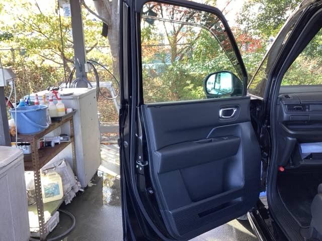 ステップワゴン ｅ：ＨＥＶスパーダ　純正ナビ　フルセグ　リアカメラ　フルオートエアコン　ＥＳＣ　シートヒータ　キーフリー　ＬＥＤヘッドランプ　イモビ　ＡＢＳ　スマートキ　ＵＳＢポート　クルーズコントロール　サイドカーテンエアバック（40枚目）