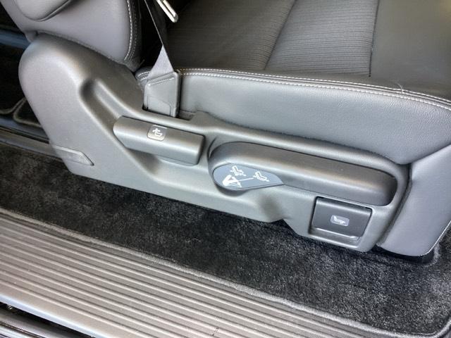 ステップワゴン ｅ：ＨＥＶスパーダ　純正ナビ　フルセグ　リアカメラ　フルオートエアコン　ＥＳＣ　シートヒータ　キーフリー　ＬＥＤヘッドランプ　イモビ　ＡＢＳ　スマートキ　ＵＳＢポート　クルーズコントロール　サイドカーテンエアバック（57枚目）