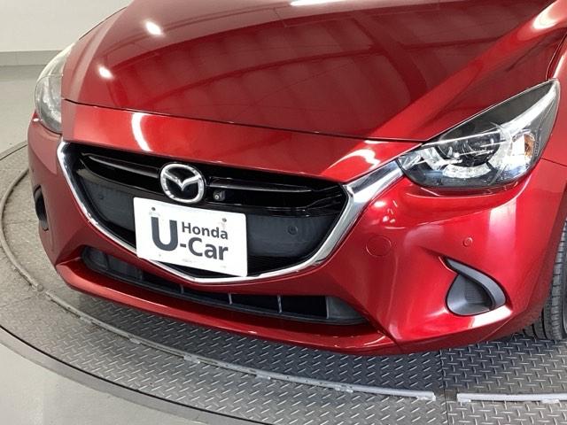 デミオ １５ＳツーリングＬパッケージ　ナビ　フルセグ　全周囲カメラ　アドバンストキー　ＵＳＢ入力　ＬＥＤヘッドライト　前席シートヒーター　オートエアコン　バックカメラ　ＥＴＣ　マルチビューカメラ　地デジ　ＤＳＣ　ＤＶＤ再生　ＳＣＢＳ（26枚目）