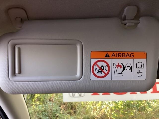 デミオ １５ＳツーリングＬパッケージ　ナビ　フルセグ　全周囲カメラ　アドバンストキー　ＵＳＢ入力　ＬＥＤヘッドライト　前席シートヒーター　オートエアコン　バックカメラ　ＥＴＣ　マルチビューカメラ　地デジ　ＤＳＣ　ＤＶＤ再生　ＳＣＢＳ（40枚目）