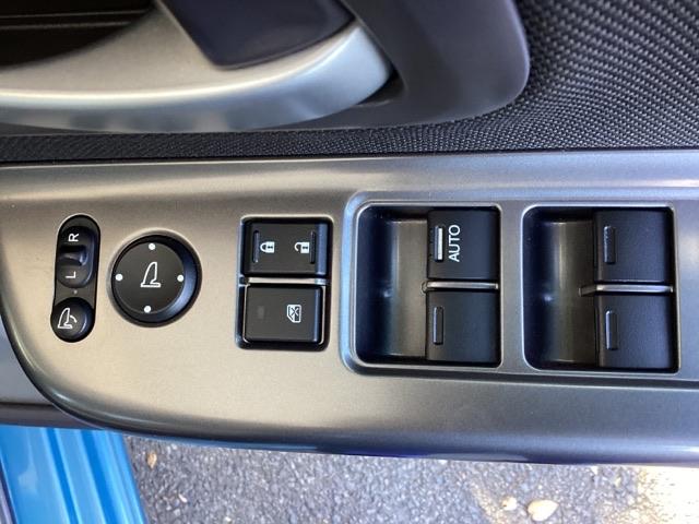 フリードハイブリッド ハイブリッド・Ｇホンダセンシング　ナビ　フルセグ　リヤカメラ　軽減ブレーキ　キーフリーシステム　記録簿　ＤＶＤ再生可能　ＥＣＯＮ　禁煙　後カメラ　Ａクルーズ　ＬＥＤヘッドランプ　横滑防止　ドライブレコーダ　パワーウインドウ　３列シート（24枚目）