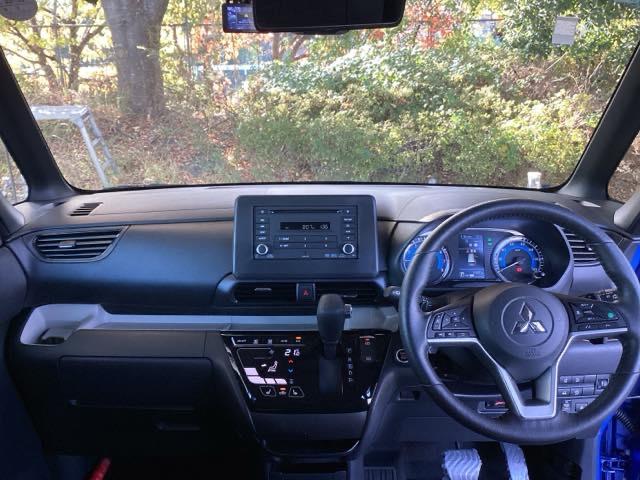 デリカミニ Ｔプレミアム　ＣＤコンポ　全周囲カメラ　ＥＴＣ　ＬＥＤランプ　クルコン　キーレスエントリー　ＡＢＳ　エアバッグ　パワステ　オートエアコン　ターボ車　フロントカメラ　バックカメラ　サイドカメラ　スマートキー（3枚目）