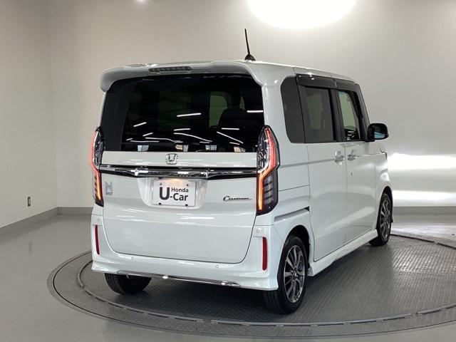 Ｎ－ＢＯＸカスタム Ｌ　メモリーナビ　ドラレコ　リアカメラ　Ｐソナー　サイドエアバッグ　ナビＴＶ　Ａストップ　シートヒータ　ベンチシート　点検記録簿　キーフリーシステム　ＬＥＤライト　クルーズコントロール　ＡＣ　スマキー（9枚目）