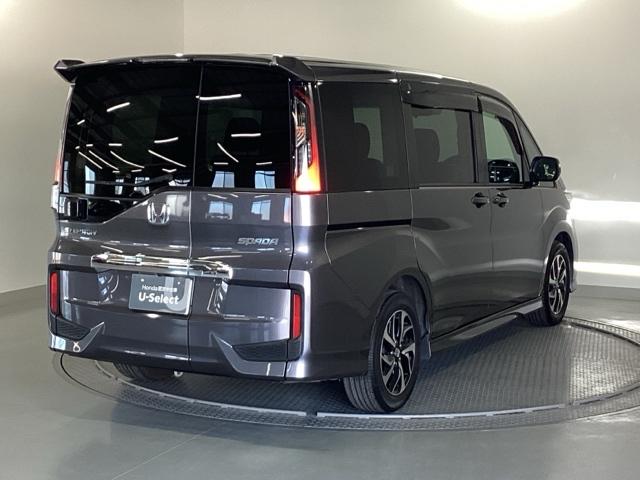 ステップワゴンスパーダ スパーダホンダセンシング　純正メモリーナビ　リア席モニター　ＥＴＣ　盗難防止　助手席エアバッグ　Ｗパワスラ　記録簿有　地デジ　ＬＥＤライト　横滑り防止システム　オートエアコン　リアカメラ　ドライブレコーダー装着車　ＵＳＢ（8枚目）