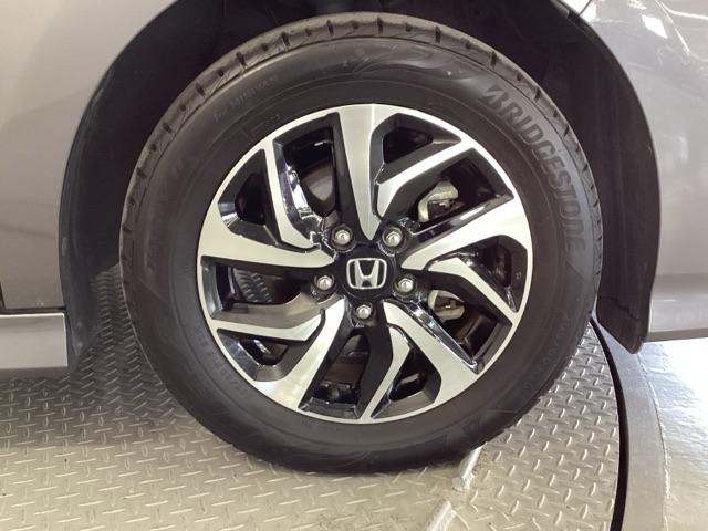 ステップワゴンスパーダ スパーダホンダセンシング　純正メモリーナビ　リア席モニター　ＥＴＣ　盗難防止　助手席エアバッグ　Ｗパワスラ　記録簿有　地デジ　ＬＥＤライト　横滑り防止システム　オートエアコン　リアカメラ　ドライブレコーダー装着車　ＵＳＢ（23枚目）