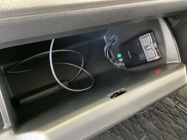 ステップワゴンスパーダ スパーダホンダセンシング　純正メモリーナビ　リア席モニター　ＥＴＣ　盗難防止　助手席エアバッグ　Ｗパワスラ　記録簿有　地デジ　ＬＥＤライト　横滑り防止システム　オートエアコン　リアカメラ　ドライブレコーダー装着車　ＵＳＢ（35枚目）