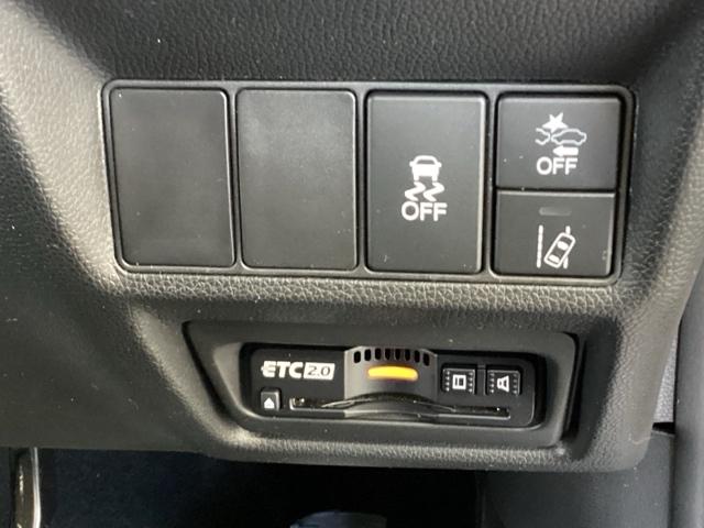 ステップワゴンスパーダ スパーダホンダセンシング　純正メモリーナビ　リア席モニター　ＥＴＣ　盗難防止　助手席エアバッグ　Ｗパワスラ　記録簿有　地デジ　ＬＥＤライト　横滑り防止システム　オートエアコン　リアカメラ　ドライブレコーダー装着車　ＵＳＢ（49枚目）