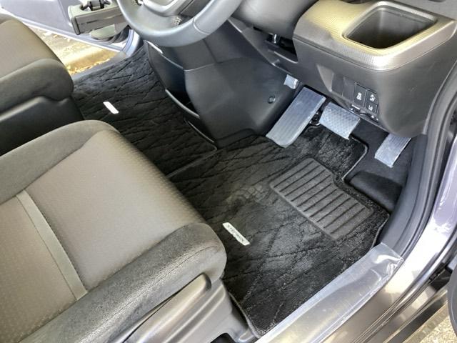 ステップワゴンスパーダ スパーダホンダセンシング　純正メモリーナビ　リア席モニター　ＥＴＣ　盗難防止　助手席エアバッグ　Ｗパワスラ　記録簿有　地デジ　ＬＥＤライト　横滑り防止システム　オートエアコン　リアカメラ　ドライブレコーダー装着車　ＵＳＢ（57枚目）