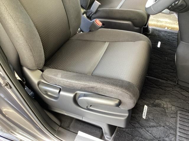 ステップワゴンスパーダ スパーダホンダセンシング　純正メモリーナビ　リア席モニター　ＥＴＣ　盗難防止　助手席エアバッグ　Ｗパワスラ　記録簿有　地デジ　ＬＥＤライト　横滑り防止システム　オートエアコン　リアカメラ　ドライブレコーダー装着車　ＵＳＢ（61枚目）