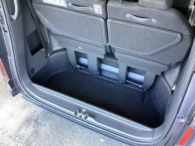 ステップワゴンスパーダ スパーダホンダセンシング　純正メモリーナビ　リア席モニター　ＥＴＣ　盗難防止　助手席エアバッグ　Ｗパワスラ　記録簿有　地デジ　ＬＥＤライト　横滑り防止システム　オートエアコン　リアカメラ　ドライブレコーダー装着車　ＵＳＢ（70枚目）