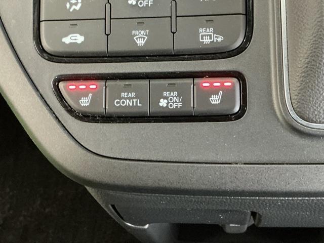 ステップワゴン e:HEVスパーダ ドラレコ ナビ Rカメラ ブルートゥース フルオートエアコン ESC シートヒータ オートライト キーフリー LEDヘッドランプ イモビ ABS リアカメラ スマートキ USBポート ECOモード(15枚目)