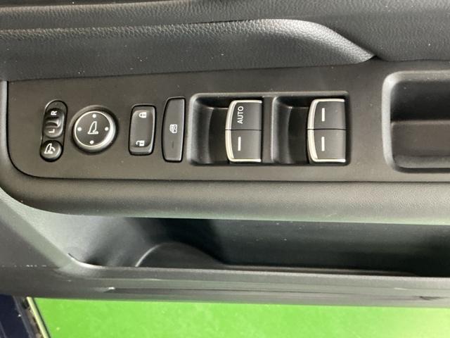 ステップワゴン e:HEVスパーダ ドラレコ ナビ Rカメラ ブルートゥース フルオートエアコン ESC シートヒータ オートライト キーフリー LEDヘッドランプ イモビ ABS リアカメラ スマートキ USBポート ECOモード(48枚目)