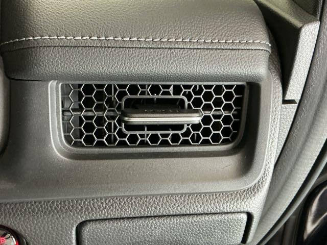 ステップワゴン e:HEVスパーダ ドラレコ ナビ Rカメラ ブルートゥース フルオートエアコン ESC シートヒータ オートライト キーフリー LEDヘッドランプ イモビ ABS リアカメラ スマートキ USBポート ECOモード(49枚目)