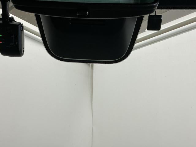 ステップワゴン e:HEVスパーダ ドラレコ ナビ Rカメラ ブルートゥース フルオートエアコン ESC シートヒータ オートライト キーフリー LEDヘッドランプ イモビ ABS リアカメラ スマートキ USBポート ECOモード(61枚目)