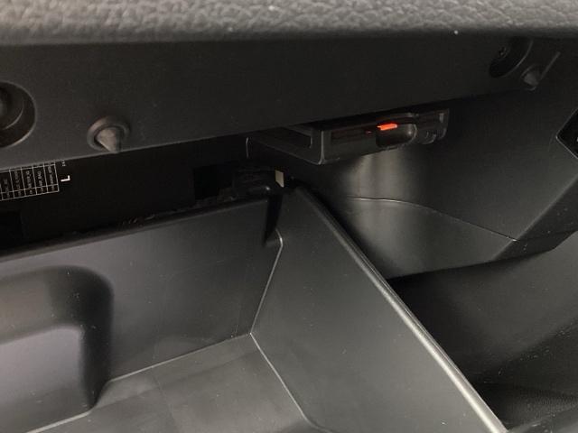 エクストレイル ２０Ｘ　ナビ　フルセグ　全周囲カメラ　パワーリアゲート　地デジ　ＶＤＣ　Ｂカメラ　ＤＶＤ再生　インテリキー　Ａストップ　ＬＥＤライト　ＥＴＣ　エアコン　盗難防止システム　キーレスエントリー　ＡＢＳ　エアバッグ（16枚目）