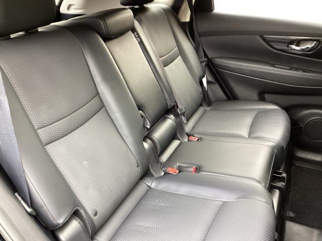 エクストレイル ２０Ｘ　ナビ　フルセグ　全周囲カメラ　パワーリアゲート　地デジ　ＶＤＣ　Ｂカメラ　ＤＶＤ再生　インテリキー　Ａストップ　ＬＥＤライト　ＥＴＣ　エアコン　盗難防止システム　キーレスエントリー　ＡＢＳ　エアバッグ（19枚目）