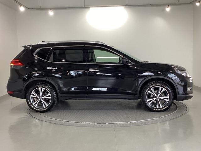 エクストレイル ２０Ｘ　ナビ　フルセグ　全周囲カメラ　パワーリアゲート　地デジ　ＶＤＣ　Ｂカメラ　ＤＶＤ再生　インテリキー　Ａストップ　ＬＥＤライト　ＥＴＣ　エアコン　盗難防止システム　キーレスエントリー　ＡＢＳ　エアバッグ（29枚目）