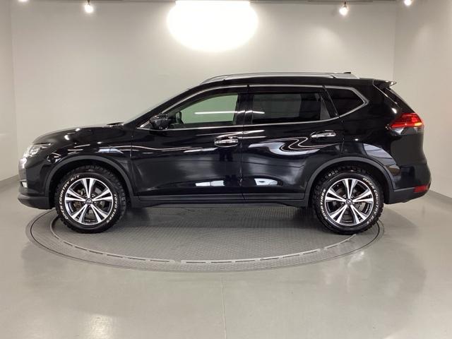 エクストレイル ２０Ｘ　ナビ　フルセグ　全周囲カメラ　パワーリアゲート　地デジ　ＶＤＣ　Ｂカメラ　ＤＶＤ再生　インテリキー　Ａストップ　ＬＥＤライト　ＥＴＣ　エアコン　盗難防止システム　キーレスエントリー　ＡＢＳ　エアバッグ（34枚目）