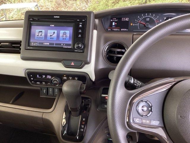 Ｎ－ＢＯＸ Ｌ　純正ディスプレイオーディオ　リアカメラ　衝突回避支援ブレーキ　Ｉ－ＳＴＯＰ　クリソナ　ＰＷ　パワステ　Ｓヒーター　スマ－トキ－　Ｂカメ　サイドエアバック　横滑り防止　ＥＴＣ車載器　ＬＥＤライト　ＵＳＢ（2枚目）