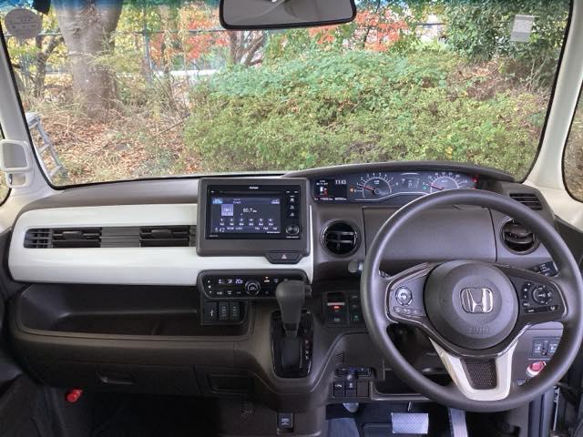 Ｎ－ＢＯＸ Ｌ　純正ディスプレイオーディオ　リアカメラ　衝突回避支援ブレーキ　Ｉ－ＳＴＯＰ　クリソナ　ＰＷ　パワステ　Ｓヒーター　スマ－トキ－　Ｂカメ　サイドエアバック　横滑り防止　ＥＴＣ車載器　ＬＥＤライト　ＵＳＢ（3枚目）