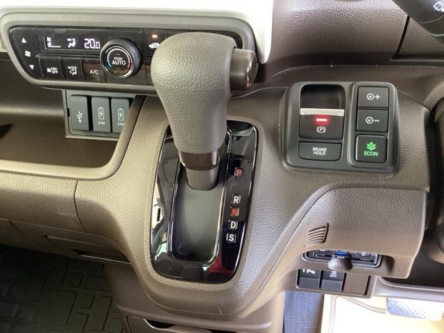 Ｎ－ＢＯＸ Ｌ　純正ディスプレイオーディオ　リアカメラ　衝突回避支援ブレーキ　Ｉ－ＳＴＯＰ　クリソナ　ＰＷ　パワステ　Ｓヒーター　スマ－トキ－　Ｂカメ　サイドエアバック　横滑り防止　ＥＴＣ車載器　ＬＥＤライト　ＵＳＢ（14枚目）