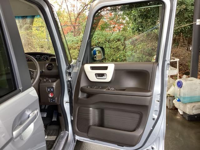 Ｎ－ＢＯＸ Ｌ　純正ディスプレイオーディオ　リアカメラ　衝突回避支援ブレーキ　Ｉ－ＳＴＯＰ　クリソナ　ＰＷ　パワステ　Ｓヒーター　スマ－トキ－　Ｂカメ　サイドエアバック　横滑り防止　ＥＴＣ車載器　ＬＥＤライト　ＵＳＢ（50枚目）